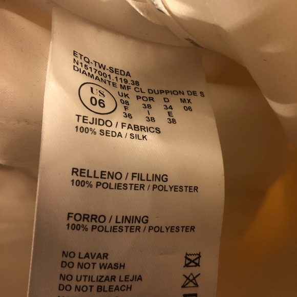 Pronovias Silk Wedding Gown - Picture 7 of 8